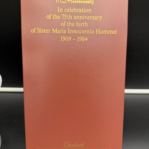 Hummel Figurine "Supreme Protection" - Picture 4 of 5